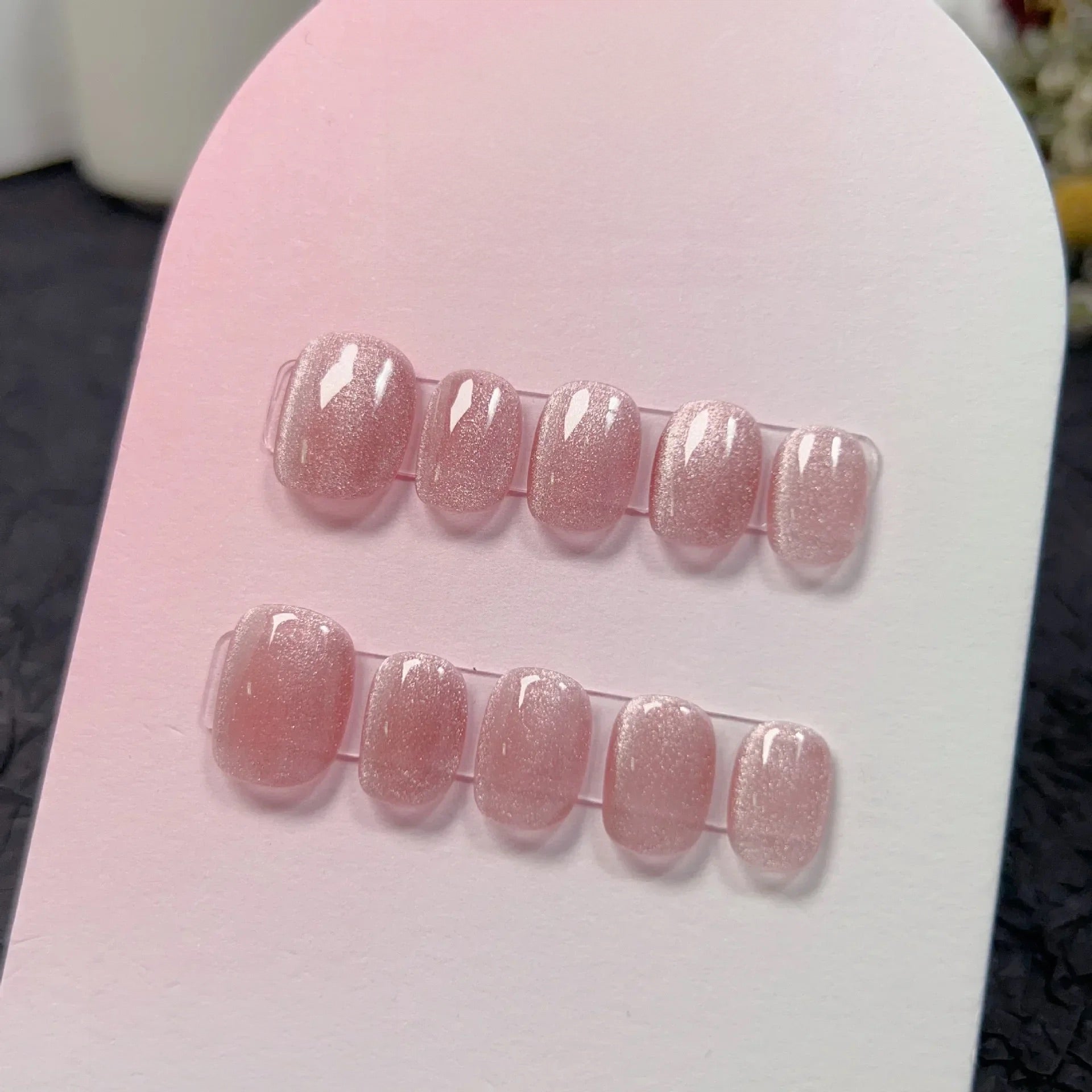 Blush pink shimmer press-on nails - Elegant 10-piece set