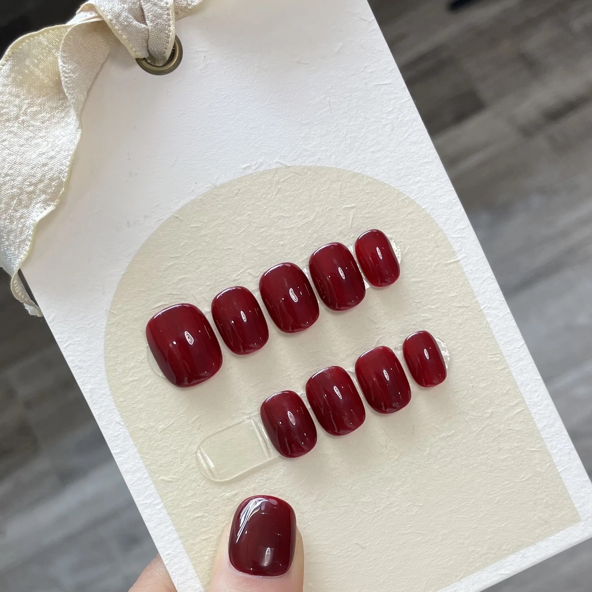 Deep crimson press-on nails - Elegant 10-piece set